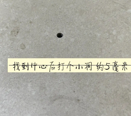 泗洪瓷砖空鼓维修公司专业解答在瓷砖铺贴过程中，如果砂料搅拌不均匀，将会带来以下问题